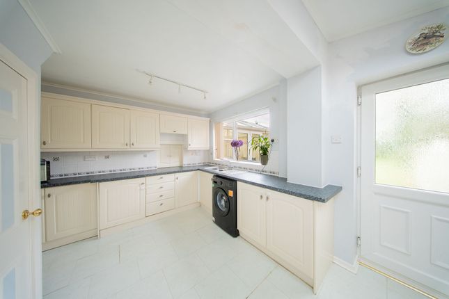 66 Briony Avenue, Altrincham photo 4