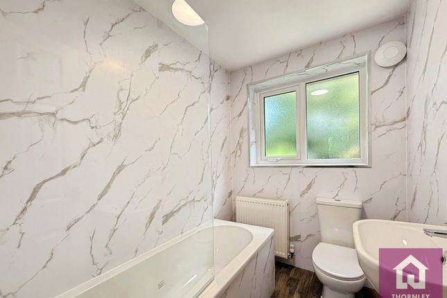 32, Glendevon Place, Manchester photo 5