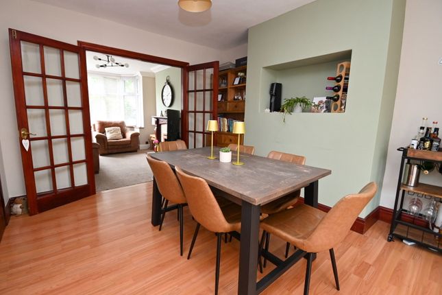 8, Limes Way, Barnsley photo 4