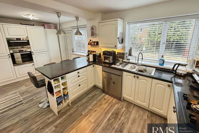 12, Beaminster Way, Newcastle Upon Tyne photo 5