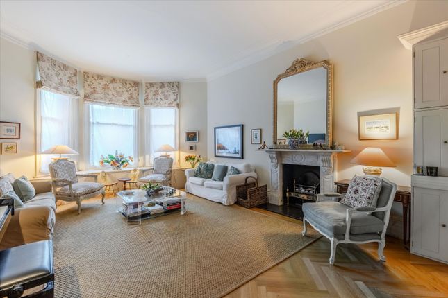 12A, Barkston Gardens, London photo 2