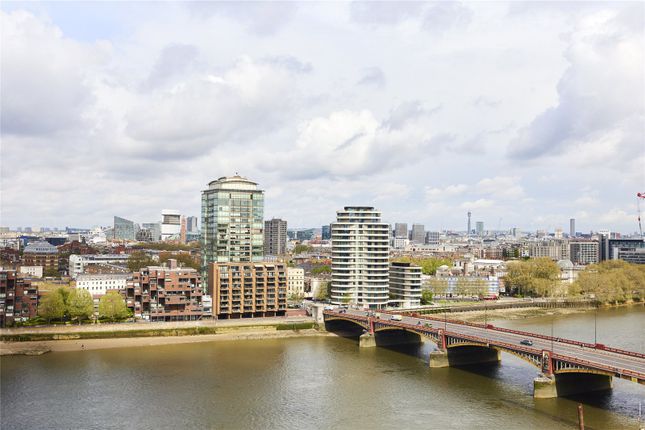 Flat for sale in Hamilton House, 6 St. George Wharf