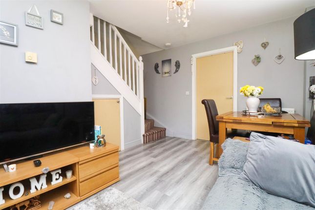 44, St. Swithins Road, Fleet photo 4