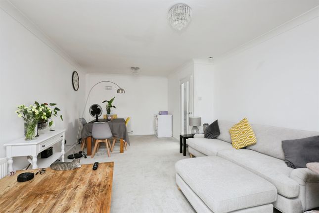 96, Howlett Drive, Hailsham photo 4