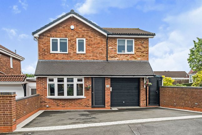 4 bed detached house for sale in Falfield Close, Rowley Regis B65