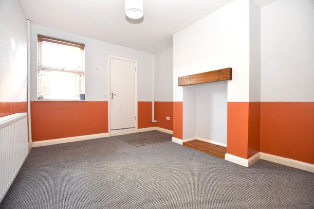 Living Room 2.Jpg