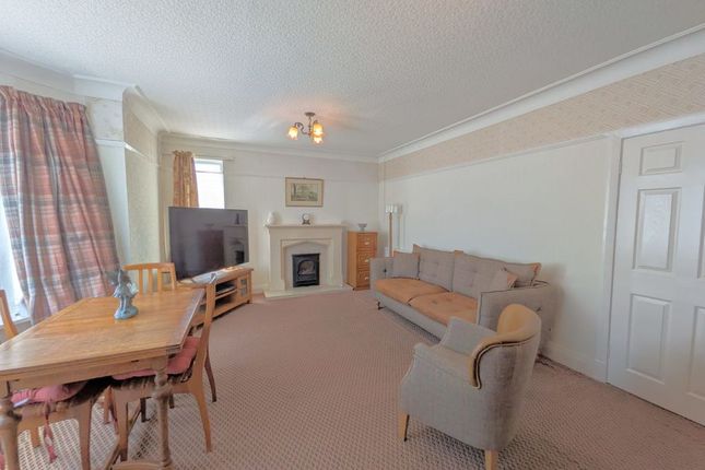 12, Herkomer Crescent, Llandudno photo 3
