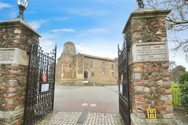 7 Castle House,, Castle Bailey, Essex photo 2