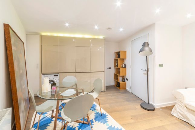 Flat to rent in Fortess Road, Kentish Town