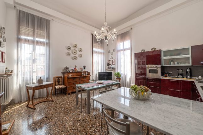 Duplex for sale in San Marco, Venice City, Venice, Veneto, Italy