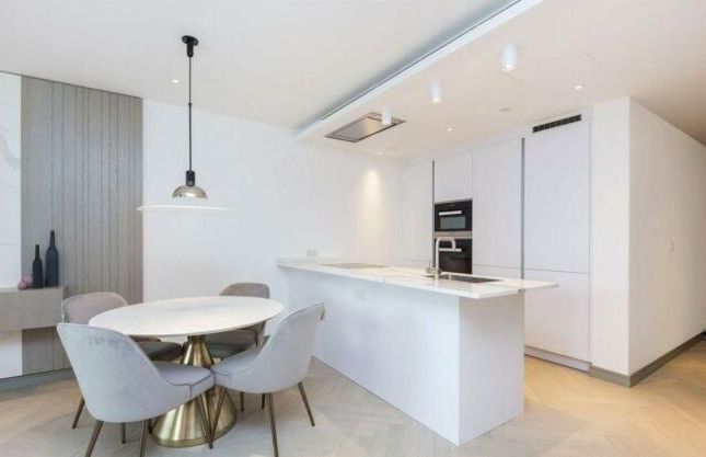 Flat for sale in The Compton, Lodge Road