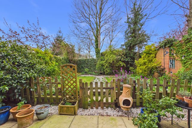 24, Anton Close, BEWDLEY photo 4