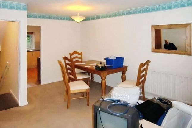 18, Eldertree Gardens, EXETER photo 5