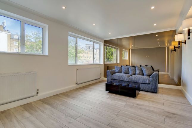 Duplex to rent in Hall Place, Paddington