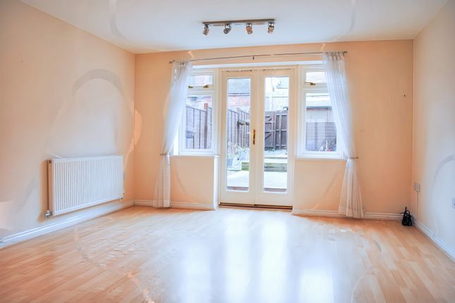 10, Dairy Close, Market Drayton photo 2