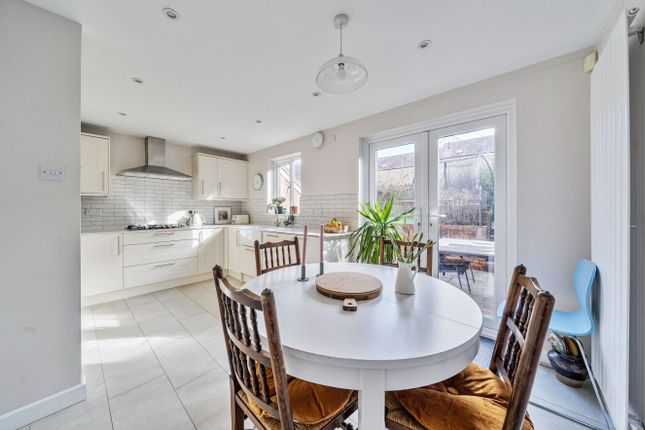 37 Sentrys Orchard, Exminster photo 4