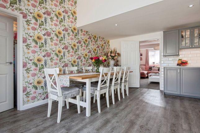 12, Thatchers End, Hertfordshire photo 4