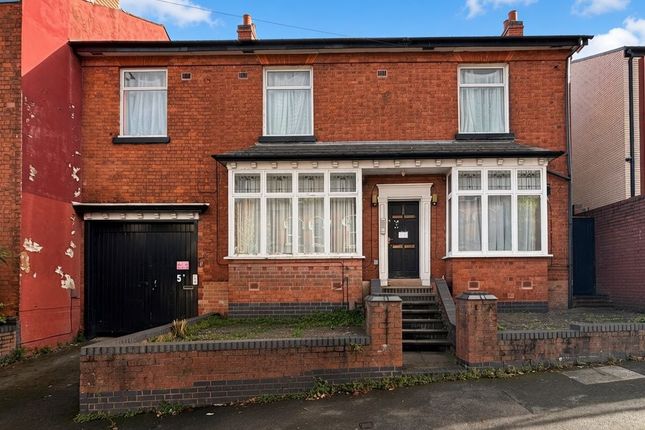 7 Bedroom Semi-Detached in B12 9RJ