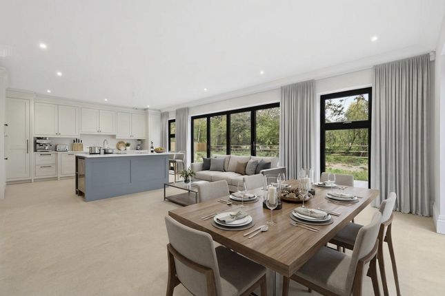 The Sherwoods, Dagwood Lane, Brentwood photo 3