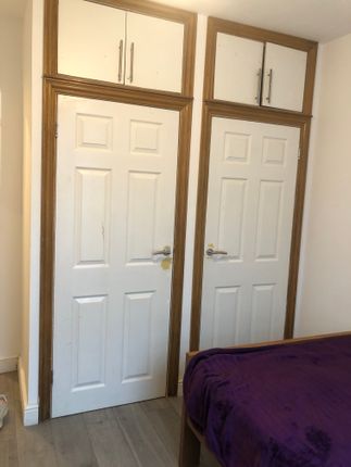 78, Donnington Garden, Reading photo 5