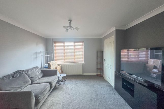53, Grange Road, Huntingdon photo 2