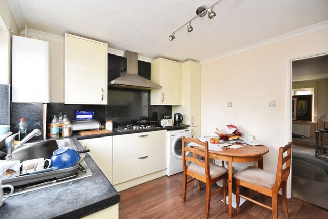27, Blacklock, Chelmsford photo 2