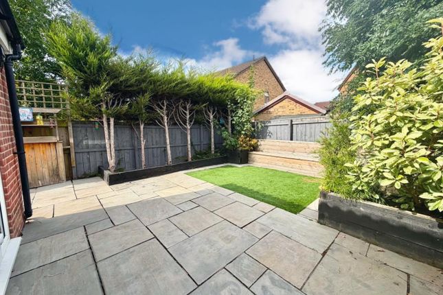 11, Weymouth Avenue, Middlesbrough photo 3