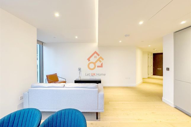 Apartment 1101, Harcourt Tower, 67 Marsh Wall, London photo 4