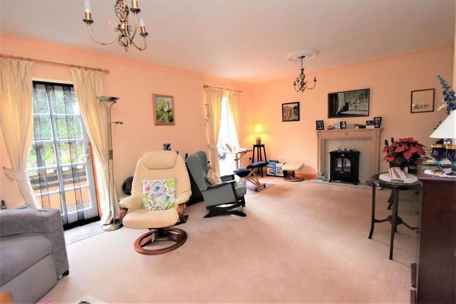 Flat for sale in Prispen Drive, Silverton, Exeter