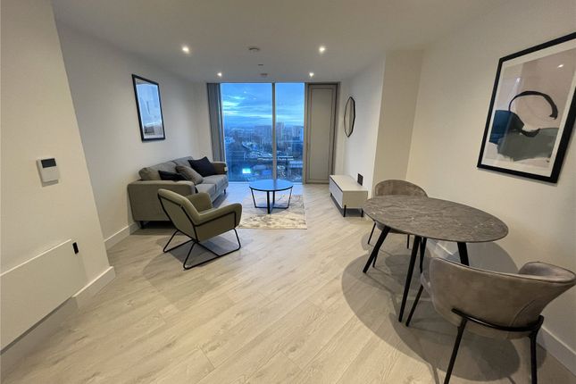 Vista River Gardens, 1 Trinity Way photo 4