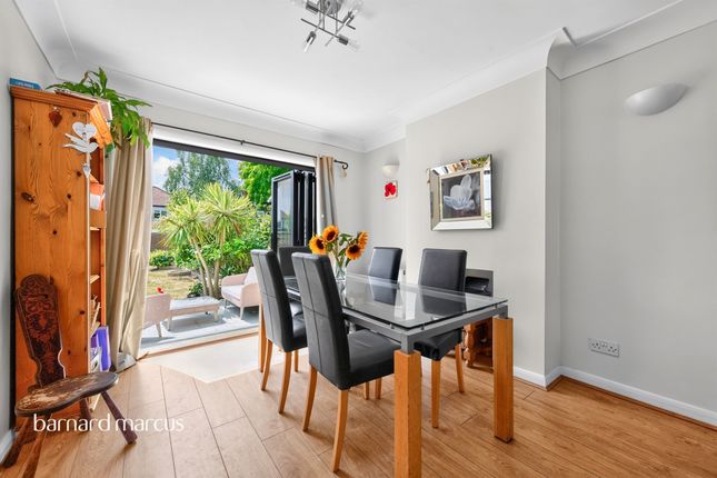 56, Ravenswood Avenue, Surbiton photo 3