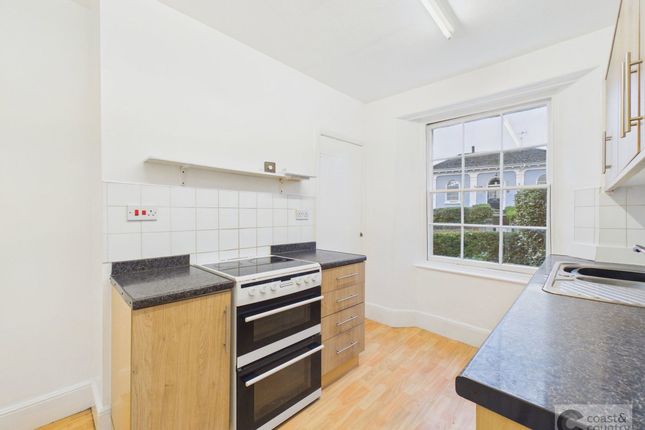 8 Devon Square, Newton Abbot photo 3