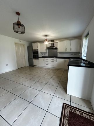 91 Healds Road, Dewsbury photo 5