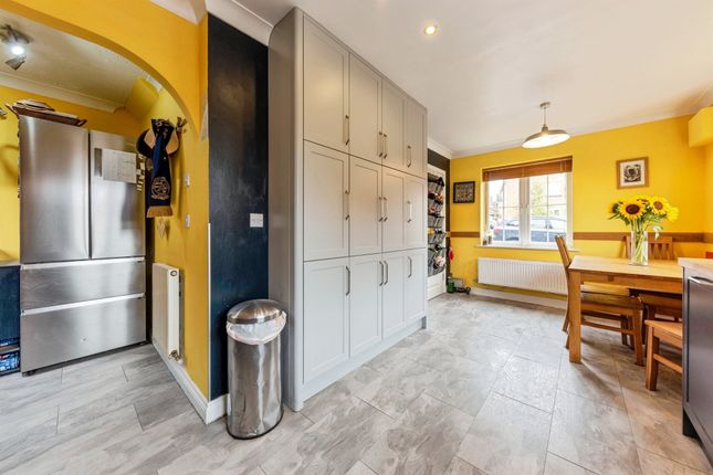 16, Blairgowie Close, GRANTHAM photo 4