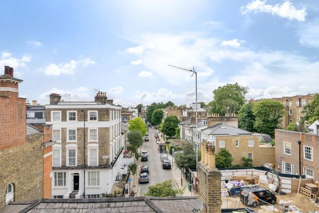 Flat for sale in Westbourne Grove Terrace, Bayswater