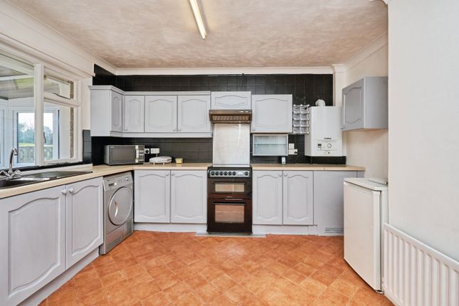 56, Spring Hill, Ventnor photo 4