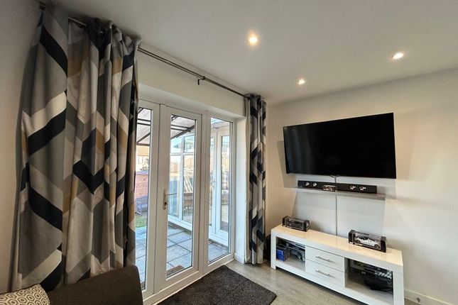 70, Bryn Cadno, Upper Colwyn Bay photo 4