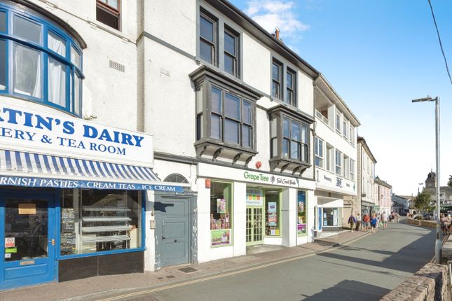 Flat 3, The Old Post Office,, Fore Street, Looe photo 3