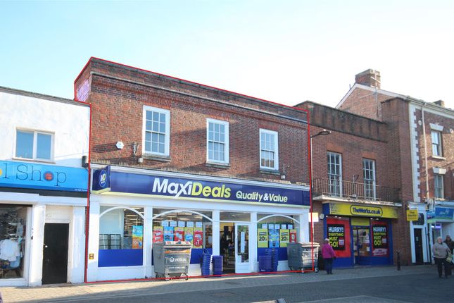Retail premises to let in High Street, Evesham