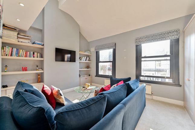 Prothero Road, Fulham Broadway photo 4