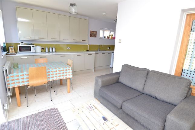 30, Bennells Avenue, Whitstable photo 4