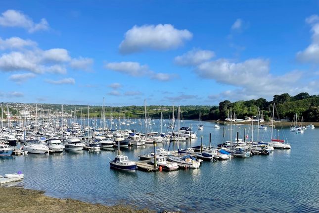 Thumbnail Property for sale in North Parade, Falmouth