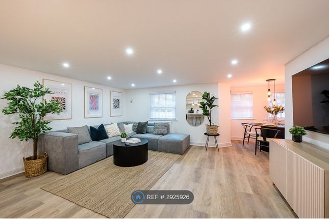 Flat, Aigburth Drive, Liverpool photo 3