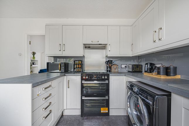 112, Longley Road, Rochester photo 3
