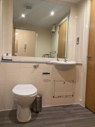 Flat to rent in Avoca Court, Cheapside, Digbeth
