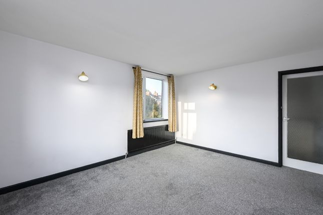 8, Winchester Avenue, York photo 3