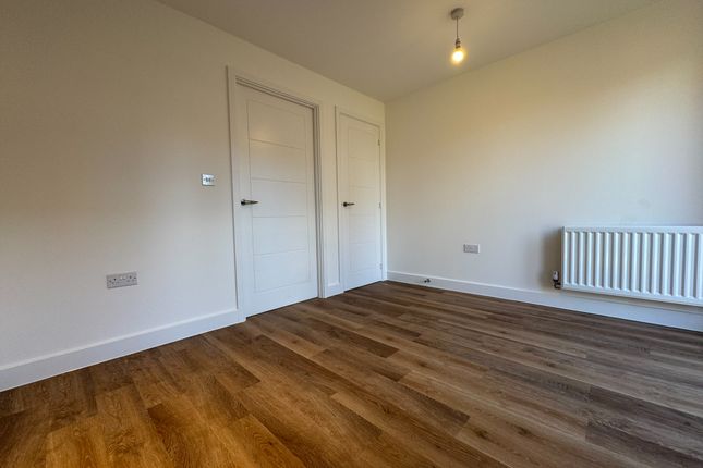 12, Stowe Street, GRANTHAM photo 3