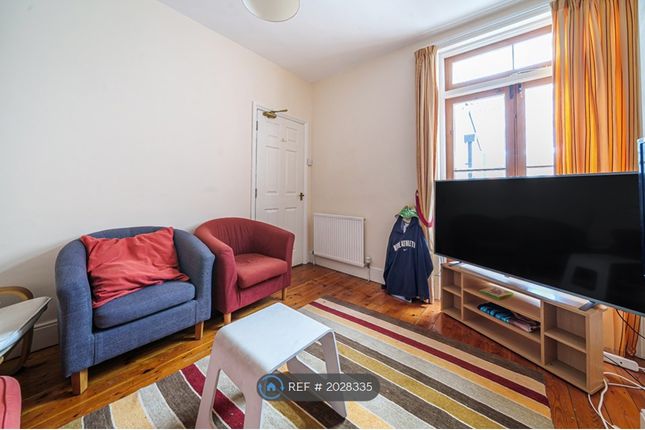 Room to rent in Monkswell Road, Exeter