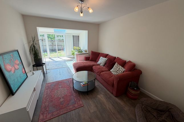 69, Partridge Way, Salisbury photo 3