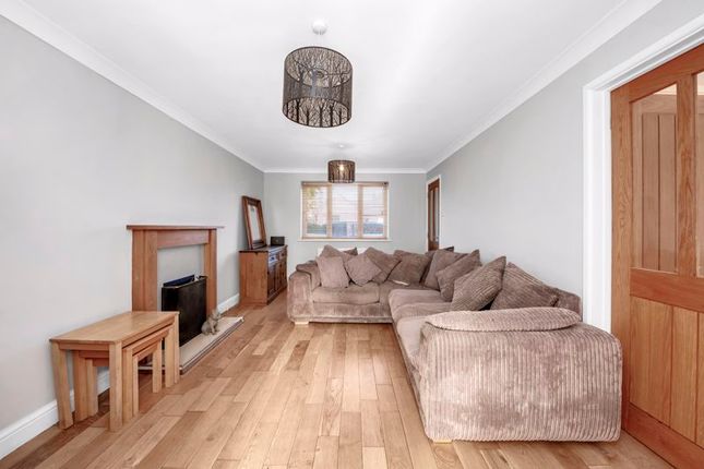 15, St. Andrews Drive, Bury St. Edmunds photo 3